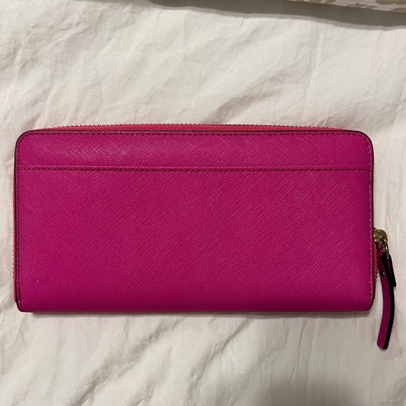 Kate Spade Wallet - Picture 5 of 8
